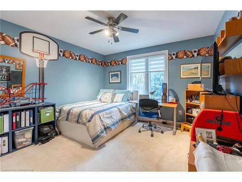 1351 Hazelton Boulevard, Burlington, ON - Indoor Photo Showing Bedroom