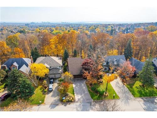 1351 Hazelton Boulevard, Burlington, ON - Outdoor With View