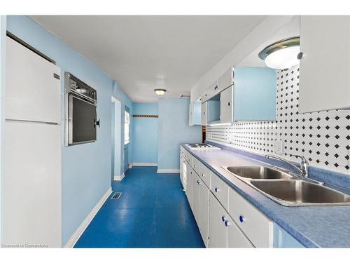 8 Josephine Street, St. Catharines, ON - Indoor Photo Showing Kitchen With Double Sink