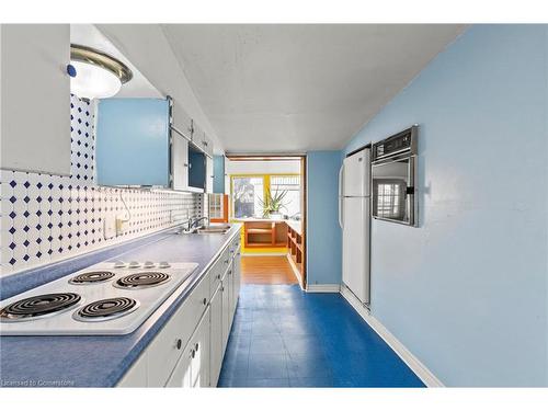 8 Josephine Street, St. Catharines, ON - Indoor Photo Showing Kitchen