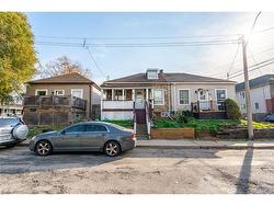 34 Douglas Avenue  Hamilton, ON L8L 5P8