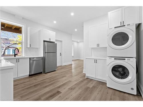 1-55 Cayuga Street, Brantford, ON - Indoor Photo Showing Laundry Room