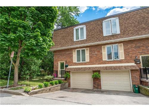 1523 Westminster Place, Burlington, ON - Outdoor