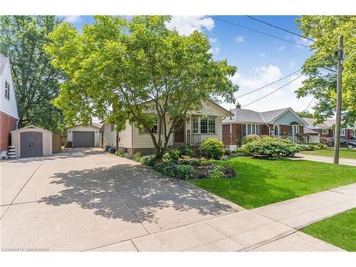 17 Parkdale Drive, Thorold, ON - Outdoor With Facade