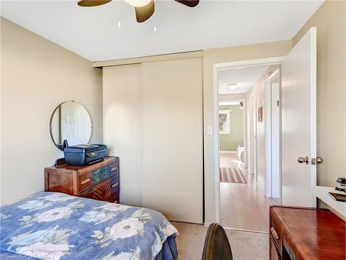 7-145 Rice Avenue, Hamilton, ON - Indoor Photo Showing Bedroom