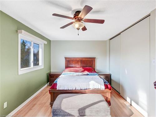 7-145 Rice Avenue, Hamilton, ON - Indoor Photo Showing Bedroom