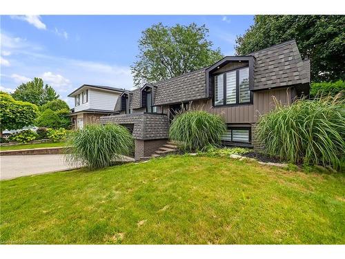 4236 Longmoor Drive, Burlington, ON - Outdoor