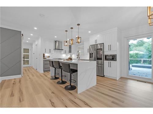 4236 Longmoor Drive, Burlington, ON - Indoor Photo Showing Kitchen With Stainless Steel Kitchen With Upgraded Kitchen