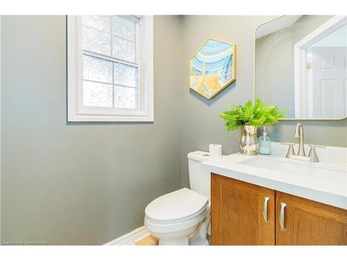 14 Pike Creek Drive, Cayuga, ON - Indoor Photo Showing Bathroom