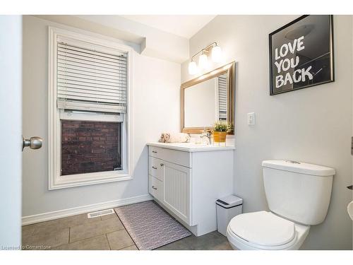 262 Jackson Street W, Hamilton, ON - Indoor Photo Showing Bathroom