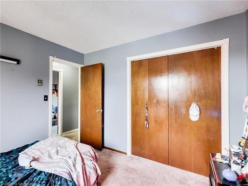 15 Gissing Street, Princeton, ON - Indoor Photo Showing Bedroom