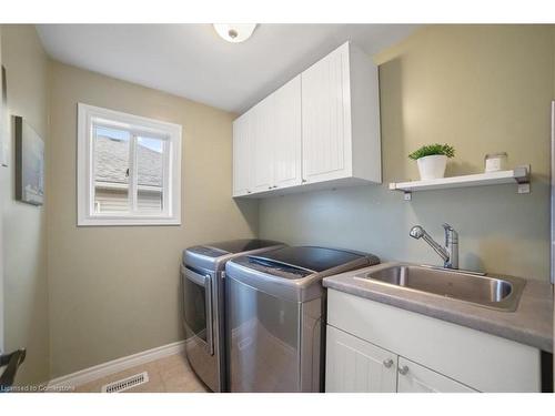 227 Mcnichol Drive, Cambridge, ON - Indoor Photo Showing Laundry Room