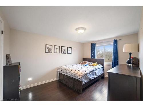 227 Mcnichol Drive, Cambridge, ON - Indoor Photo Showing Bedroom