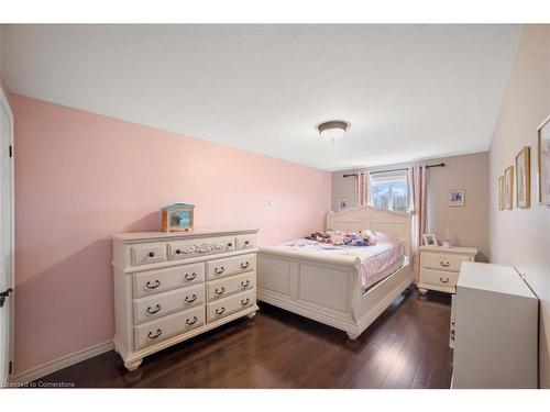 227 Mcnichol Drive, Cambridge, ON - Indoor Photo Showing Bedroom