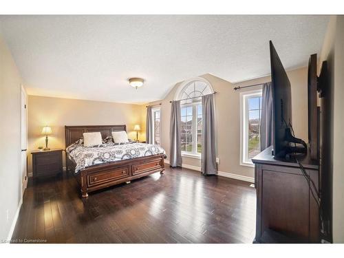 227 Mcnichol Drive, Cambridge, ON - Indoor Photo Showing Bedroom