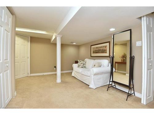 35 Gage Avenue S, Hamilton, ON - Indoor Photo Showing Bedroom