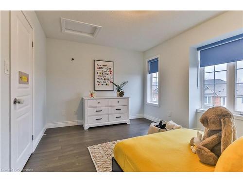 25 Myers Lane, Hamilton, ON - Indoor Photo Showing Bedroom