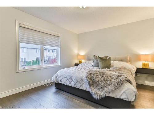 25 Myers Lane, Hamilton, ON - Indoor Photo Showing Bedroom