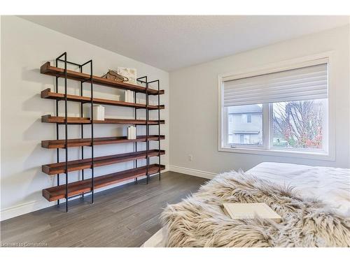 25 Myers Lane, Hamilton, ON - Indoor Photo Showing Bedroom