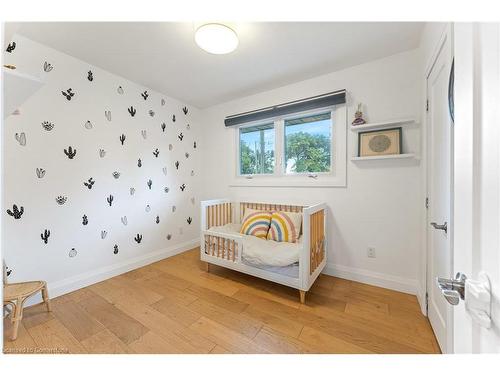 50 Hickery Place, Brantford, ON - Indoor Photo Showing Bedroom