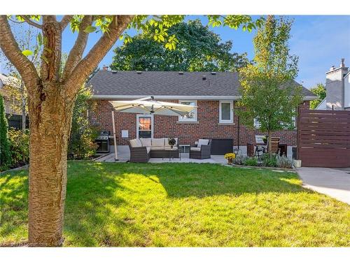 8 Desjardins Avenue, Dundas, ON - Outdoor