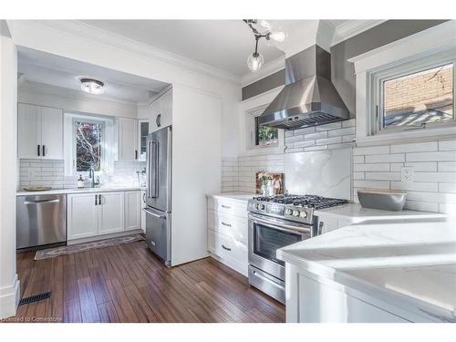 86 Eastbourne Avenue, Hamilton, ON - Indoor Photo Showing Kitchen With Upgraded Kitchen