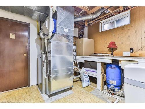 71 Lee Avenue, Simcoe, ON - Indoor Photo Showing Basement