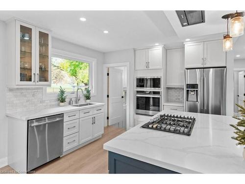 11 Garwood Avenue, Flamborough, ON - Indoor Photo Showing Kitchen With Stainless Steel Kitchen With Upgraded Kitchen