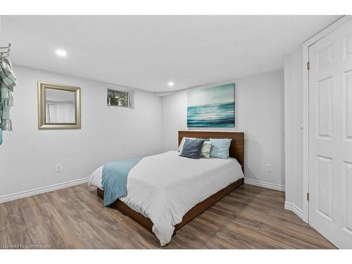 11 Garwood Avenue, Flamborough, ON - Indoor Photo Showing Bedroom