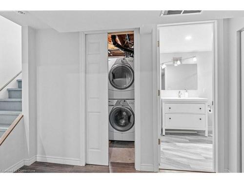 11 Garwood Avenue, Flamborough, ON - Indoor Photo Showing Laundry Room