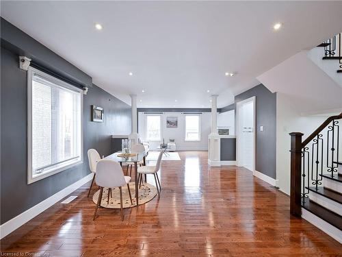 37 Sir Jacobs Crescent, Brampton, ON - Indoor Photo Showing Dining Room