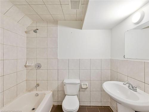 37 Sir Jacobs Crescent, Brampton, ON - Indoor Photo Showing Bathroom