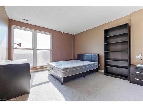 608-135 James Street, Hamilton, ON - Indoor Photo Showing Bedroom