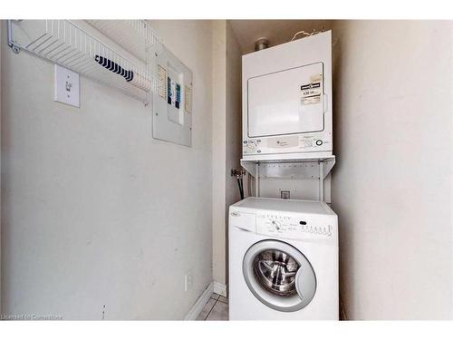 608-135 James Street, Hamilton, ON - Indoor Photo Showing Laundry Room