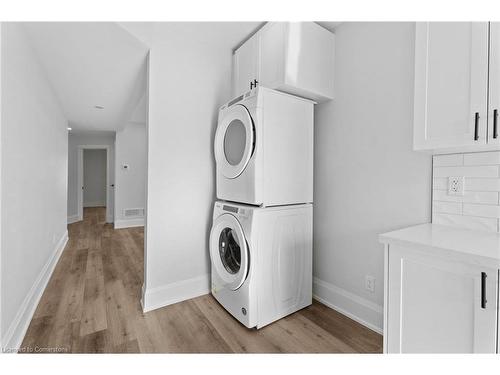 2-55 Cayuga Street, Brantford, ON - Indoor Photo Showing Laundry Room