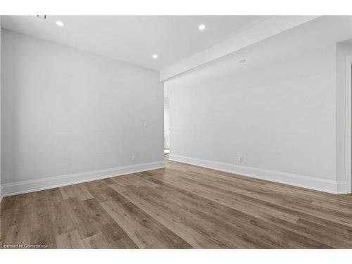 2-55 Cayuga Street, Brantford, ON - Indoor Photo Showing Other Room