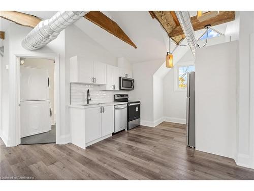 3-55 Cayuga Street, Brantford, ON - Indoor Photo Showing Kitchen