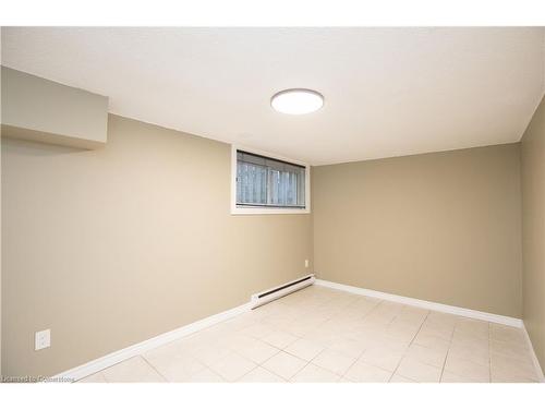 73 Fonthill Road, Hamilton, ON - Indoor Photo Showing Other Room