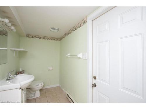 73 Fonthill Road, Hamilton, ON - Indoor Photo Showing Bathroom