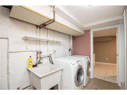 73 Fonthill Road, Hamilton, ON - Indoor Photo Showing Laundry Room