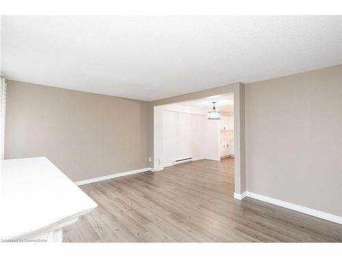 73 Fonthill Road, Hamilton, ON - Indoor Photo Showing Other Room