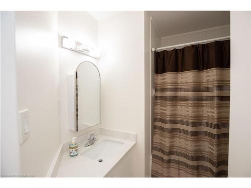 73 Fonthill Road, Hamilton, ON - Indoor Photo Showing Bathroom