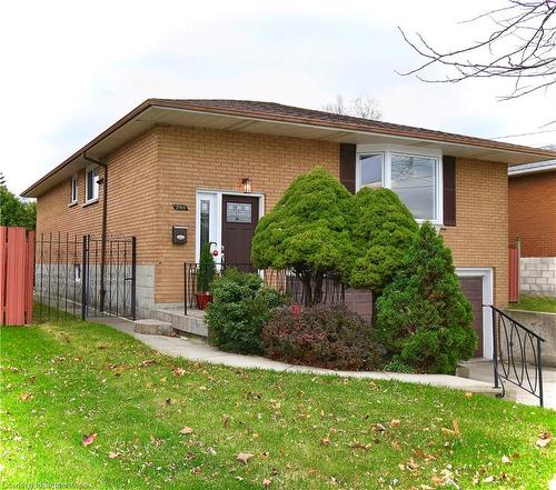 290 Carson Drive, Hamilton, ON - Outdoor