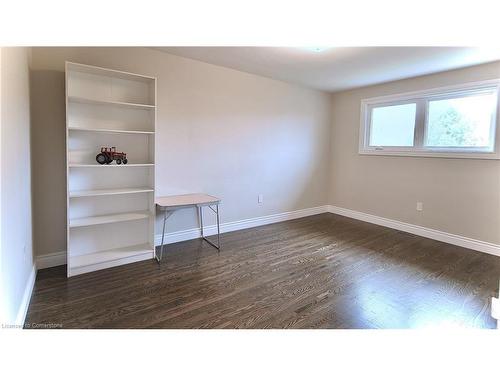 290 Carson Drive, Hamilton, ON - Indoor Photo Showing Other Room