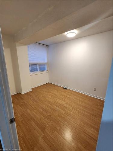 Gr Floor-535 Roxborough Avenue, Hamilton, ON - Indoor