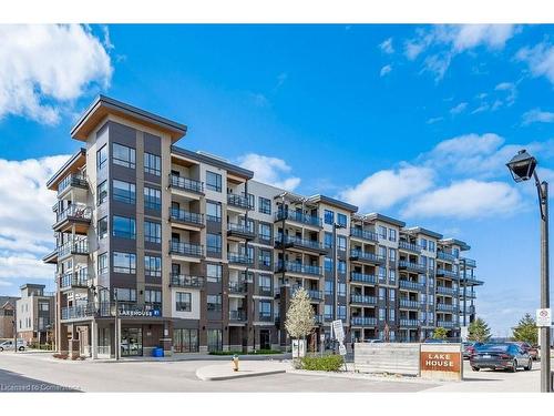 314-40 Esplanade Lane, Grimsby, ON - Outdoor With Balcony With Facade