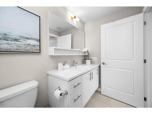 314-40 Esplanade Lane, Grimsby, ON - Indoor Photo Showing Bathroom