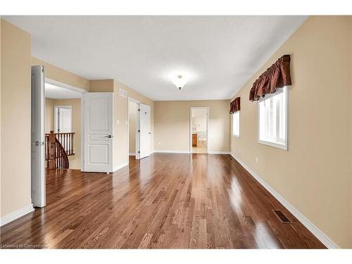 61 Waterford Crescent, Hamilton, ON - Indoor Photo Showing Other Room