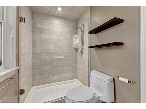 311 Golf Links Road, Ancaster, ON - Indoor Photo Showing Bathroom