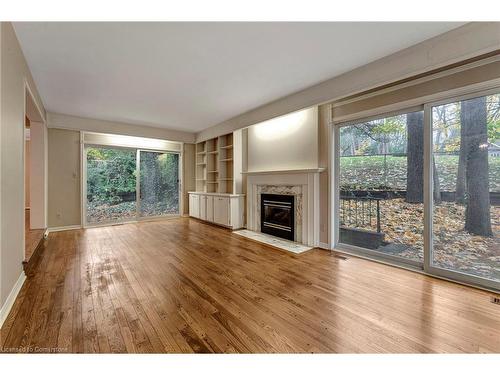 311 Golf Links Road, Ancaster, ON - Indoor Photo Showing Living Room With Fireplace